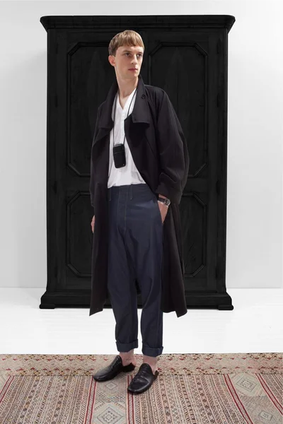 Look 12